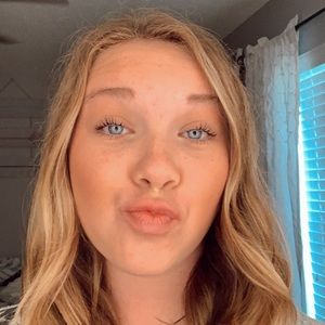 Meet your Posher, Bay